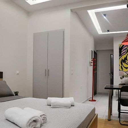 Apartment At Eksarhia Center 아테네 외부 사진